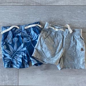 Baby Gap boys play shorts size 12-18 months